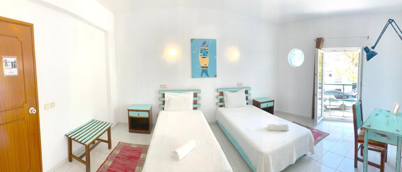 The Central Guesthouse ฟารู ภายนอก รูปภาพ