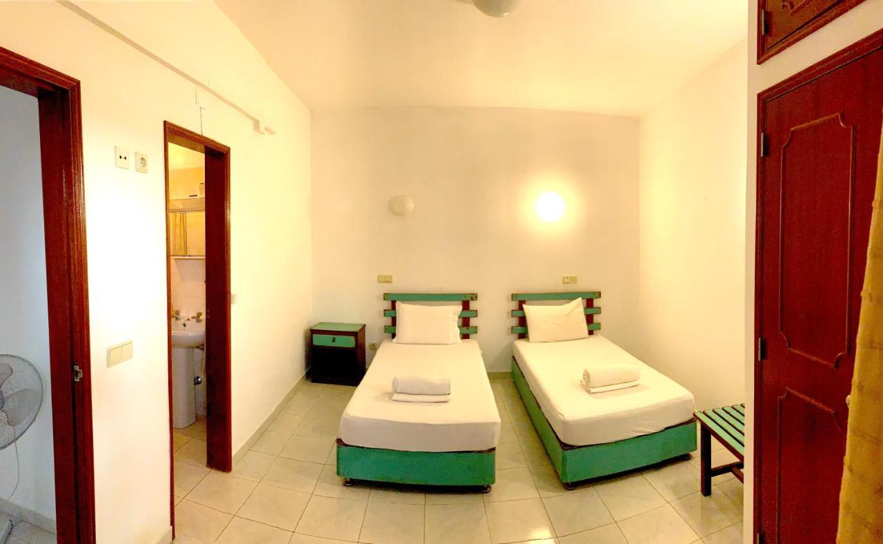 The Central Guesthouse ฟารู ภายนอก รูปภาพ